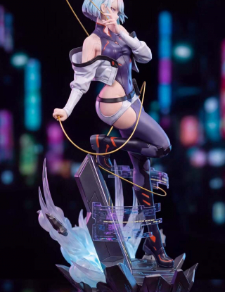 Mô hình Crystal Lotus Studio - Lucy