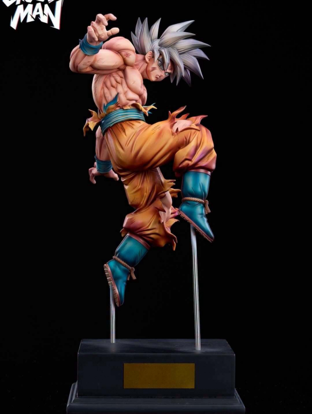 Mô hình Good Man Studio - Goku UI