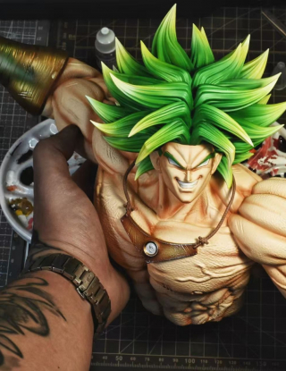 Mô hình Violent Bear Studio - Broly