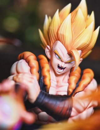 Mô hình Yishou Studio - Gogeta