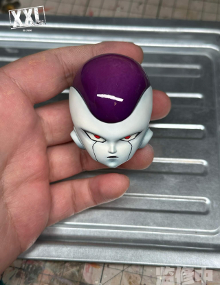 Mô hình XXL Studio - Frieza